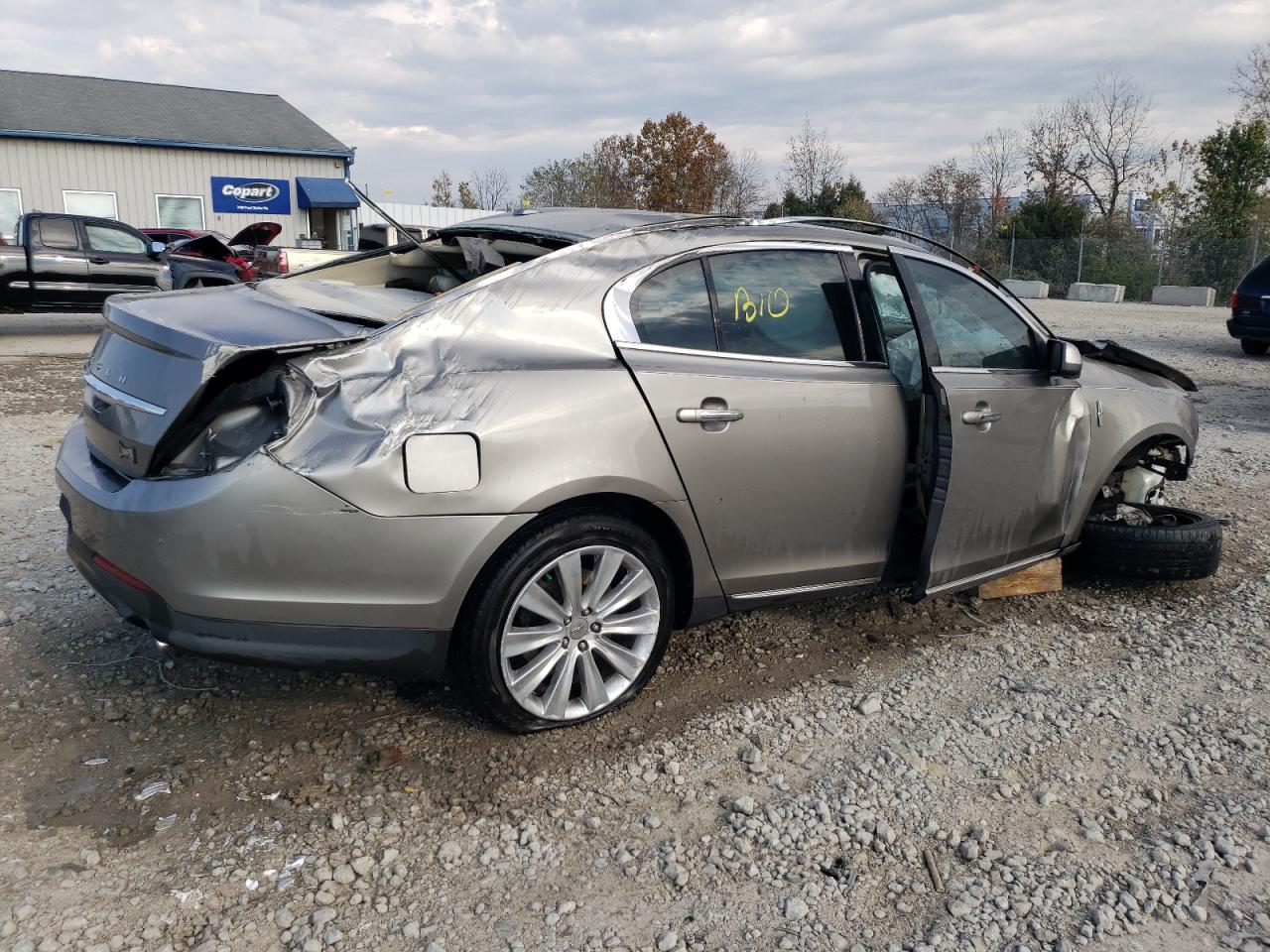 VIN 1LNHL9FT4FG605778 2015 LINCOLN MKS no.3