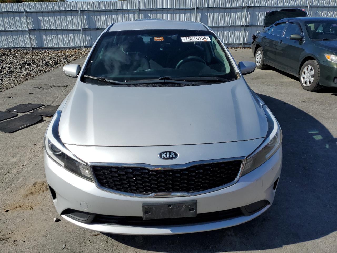 2017 Kia Forte - Image 5