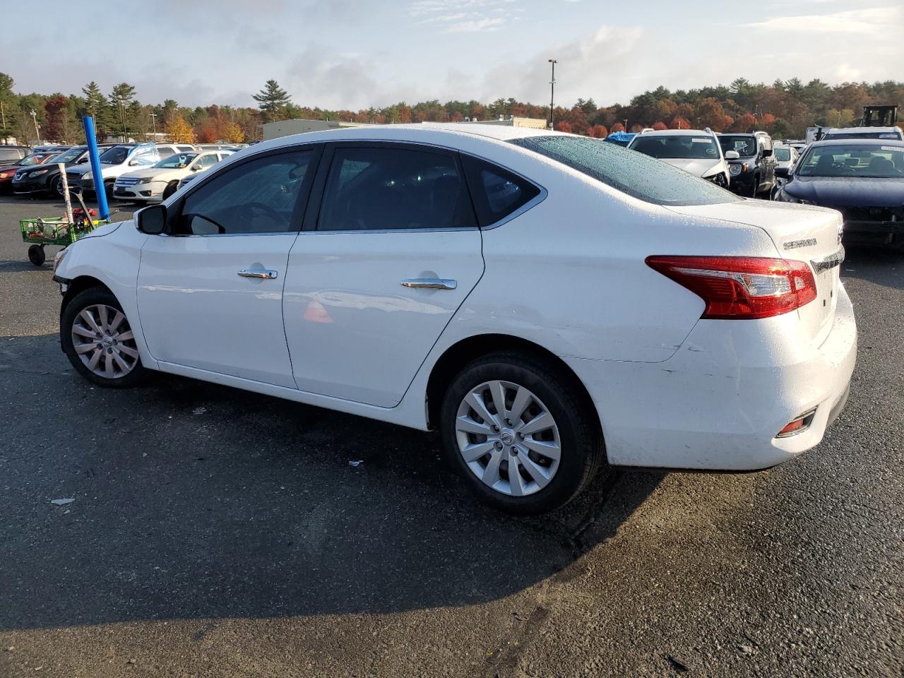 2019 Nissan Sentra - Image 2