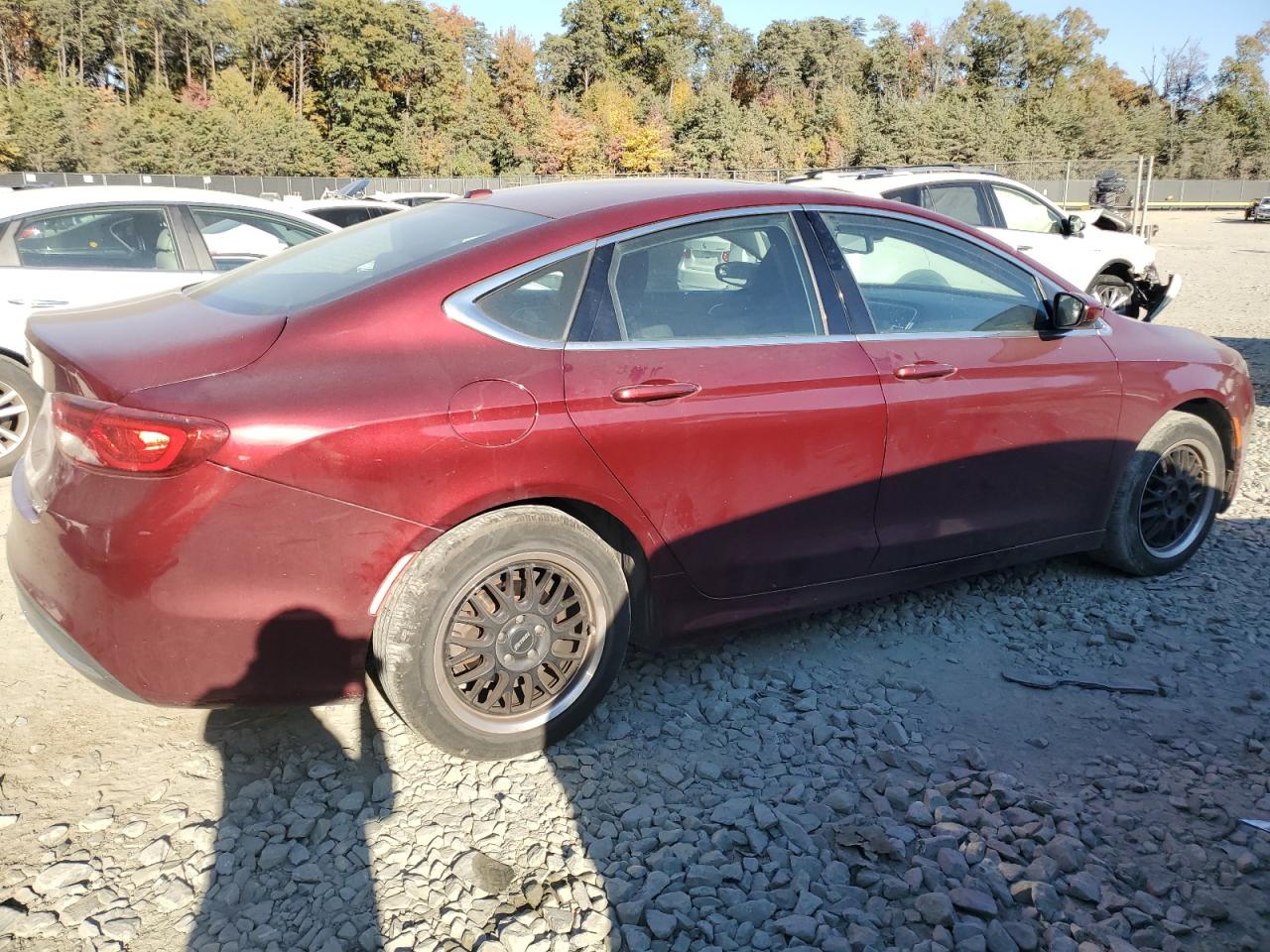 VIN 1C3CCCAB2FN631452 2015 CHRYSLER 200 no.3