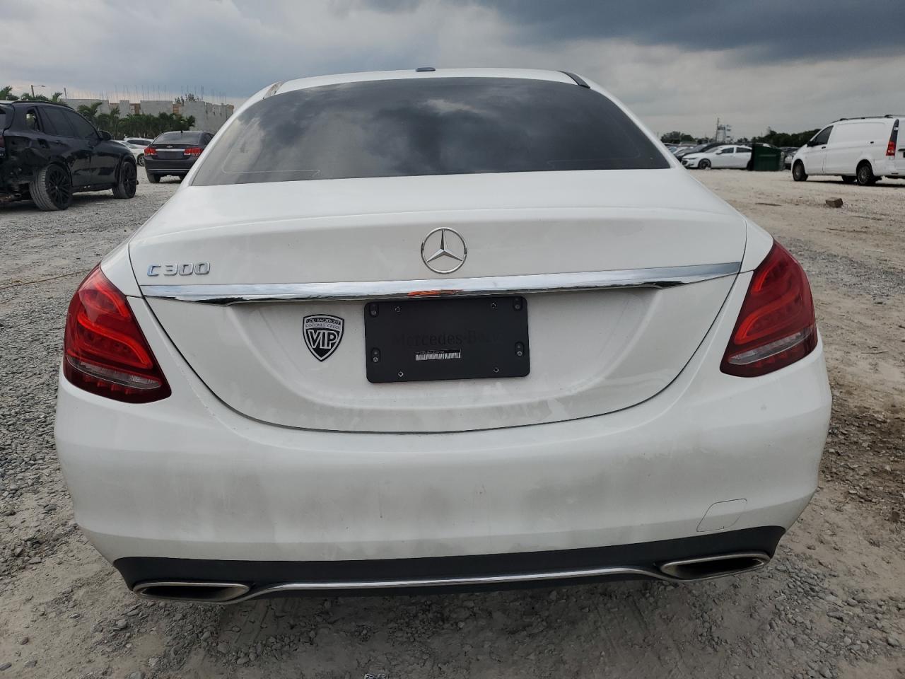 2018 Mercedes-Benz C 300 VIN: 55SWF4JB6JU268102 Lot: 76253344