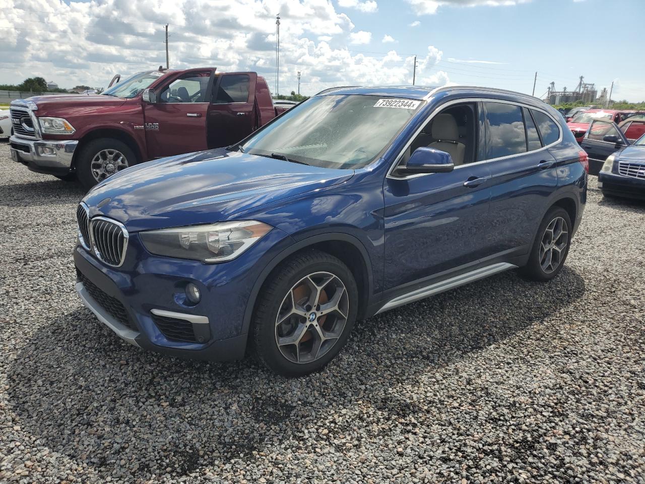 WBXHU7C56K3H44877 2019 BMW X1 - Image 1