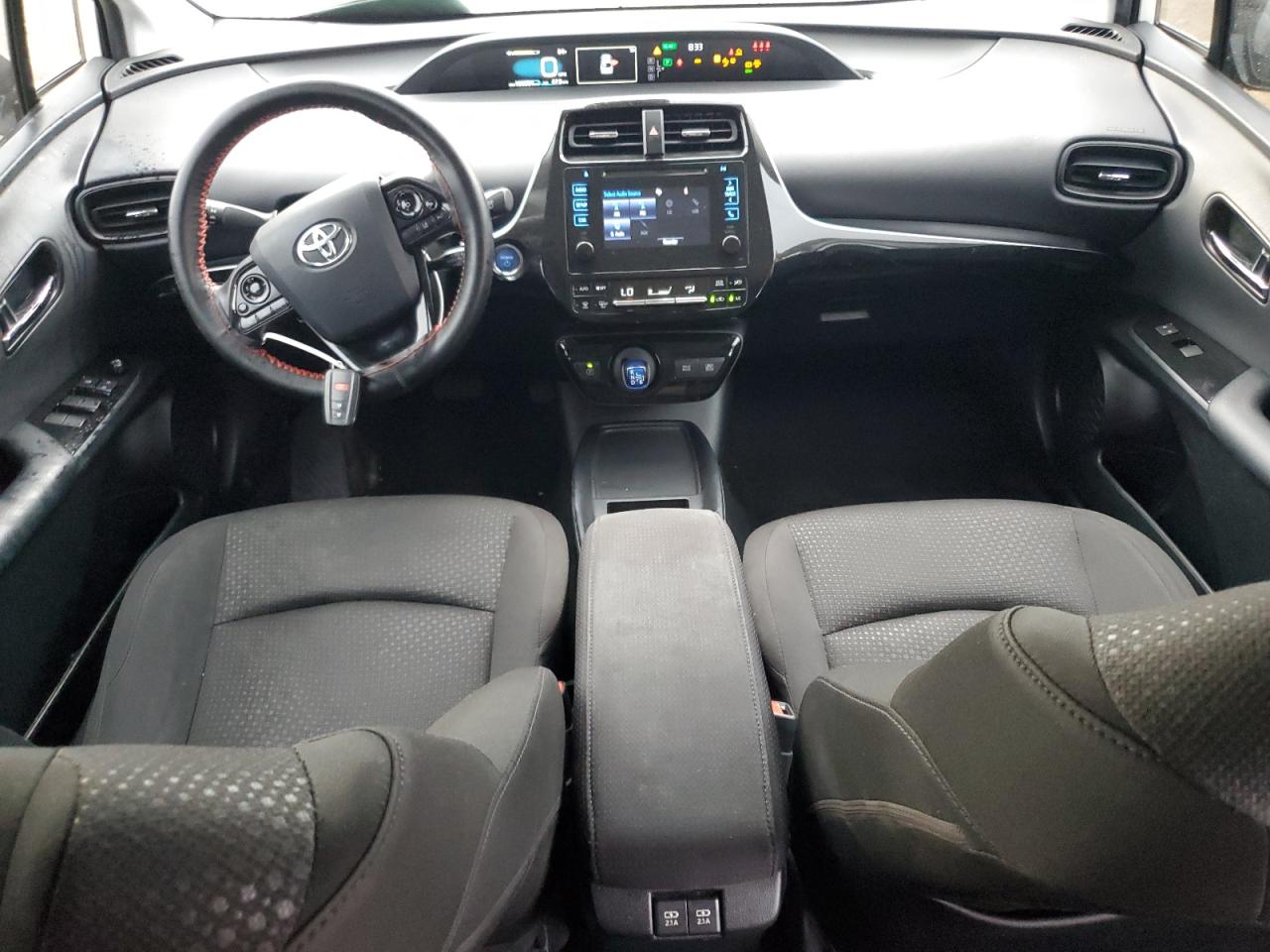 2019 Toyota Prius - Image 8