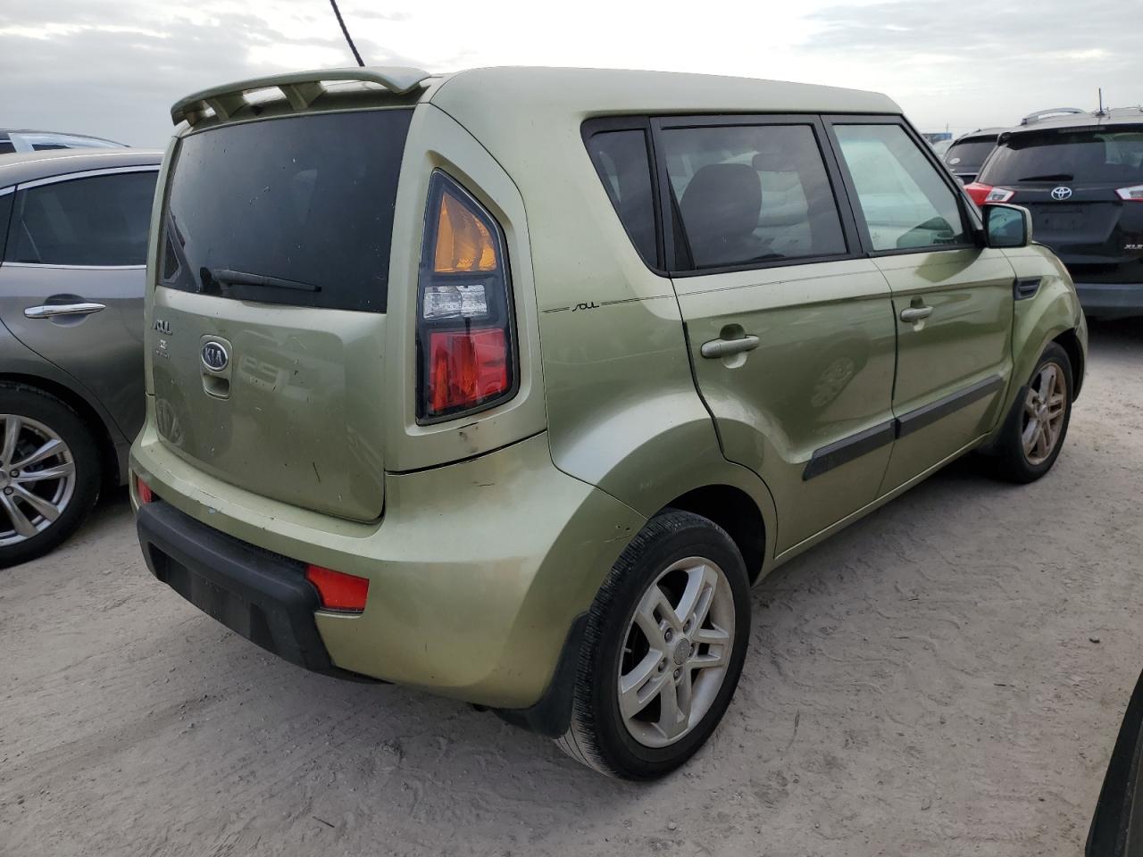 2011 Kia Soul - Image 3