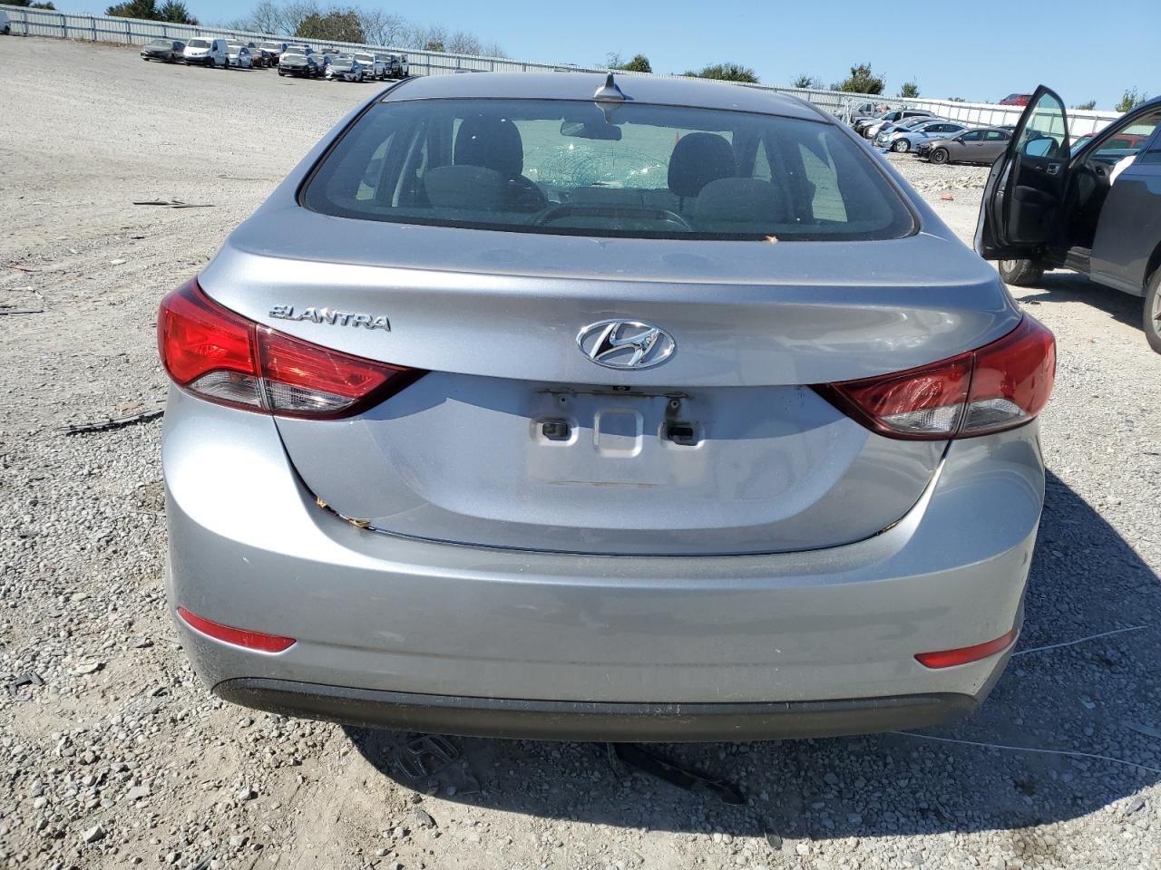 5NPDH4AE1GH774315 2016 Hyundai Elantra Se