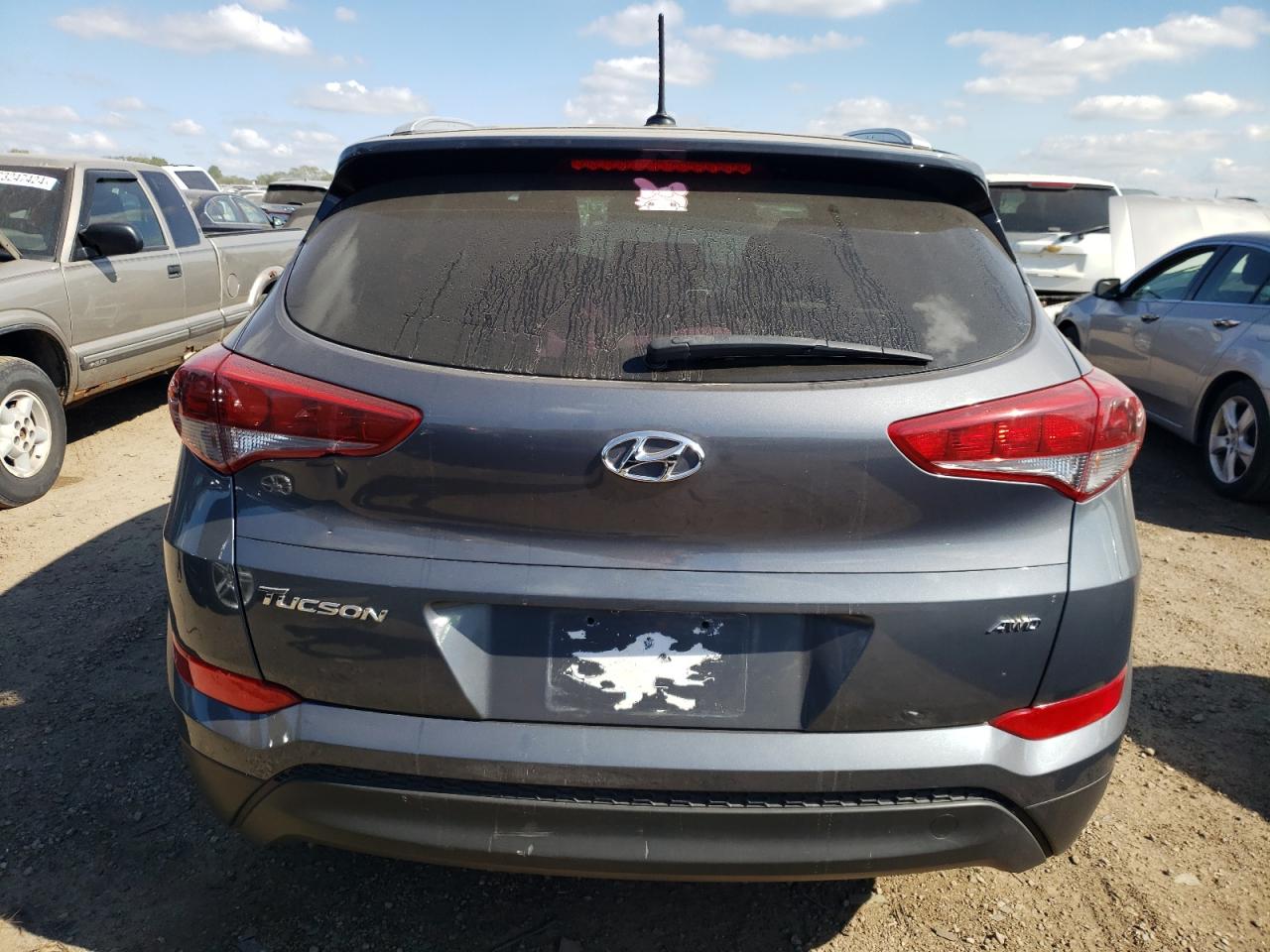 KM8J3CA4XGU104573 2016 Hyundai Tucson Limited