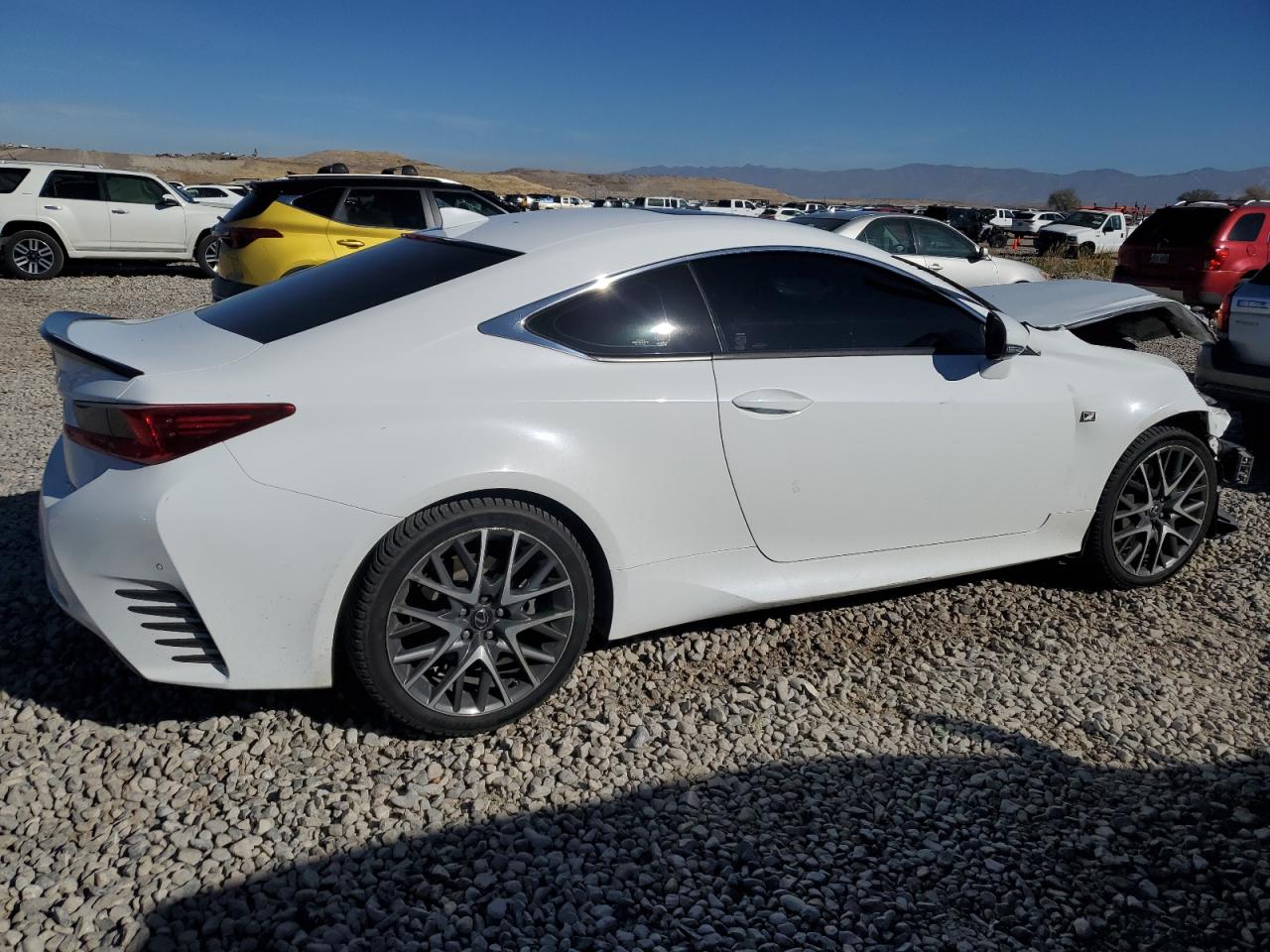 2016 Lexus RC - Image 3