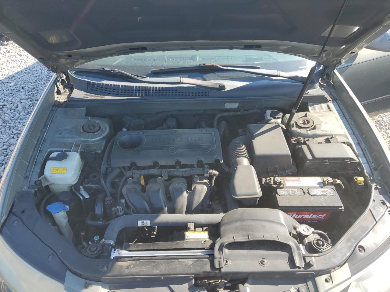 2009 Hyundai Sonata - Image 11