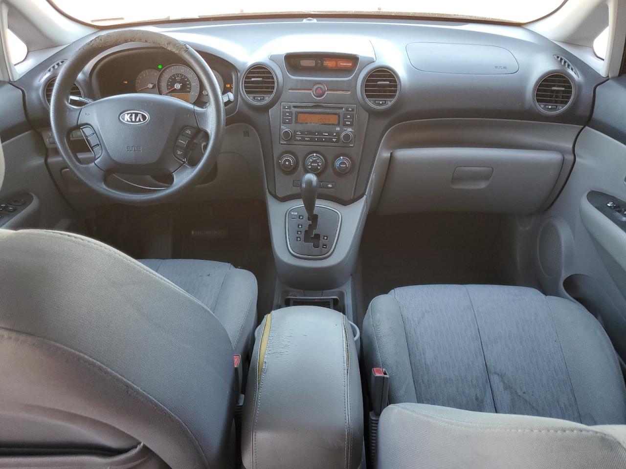 2007 Kia Rondo - Image 8