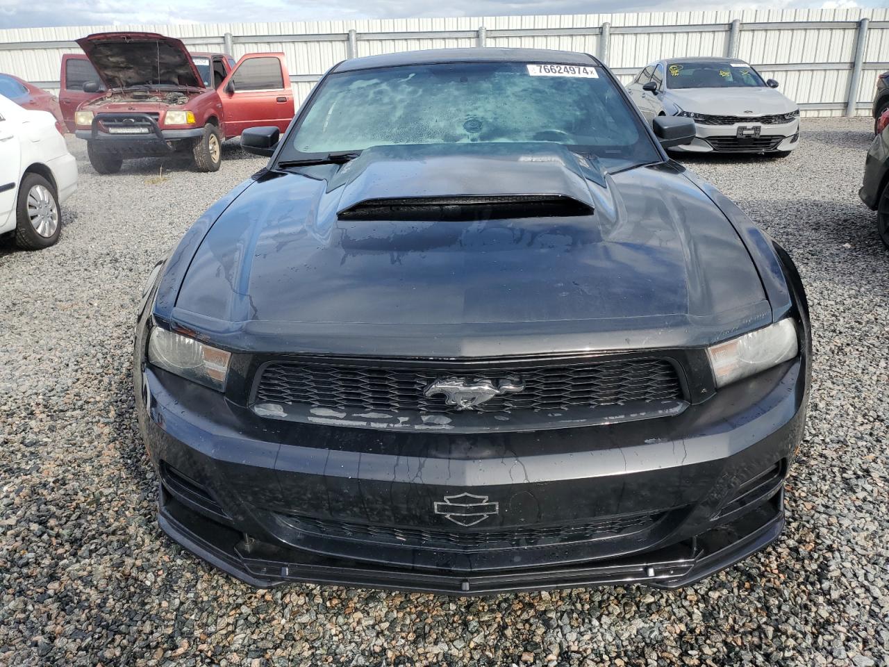 2010 Ford Mustang - Image 5
