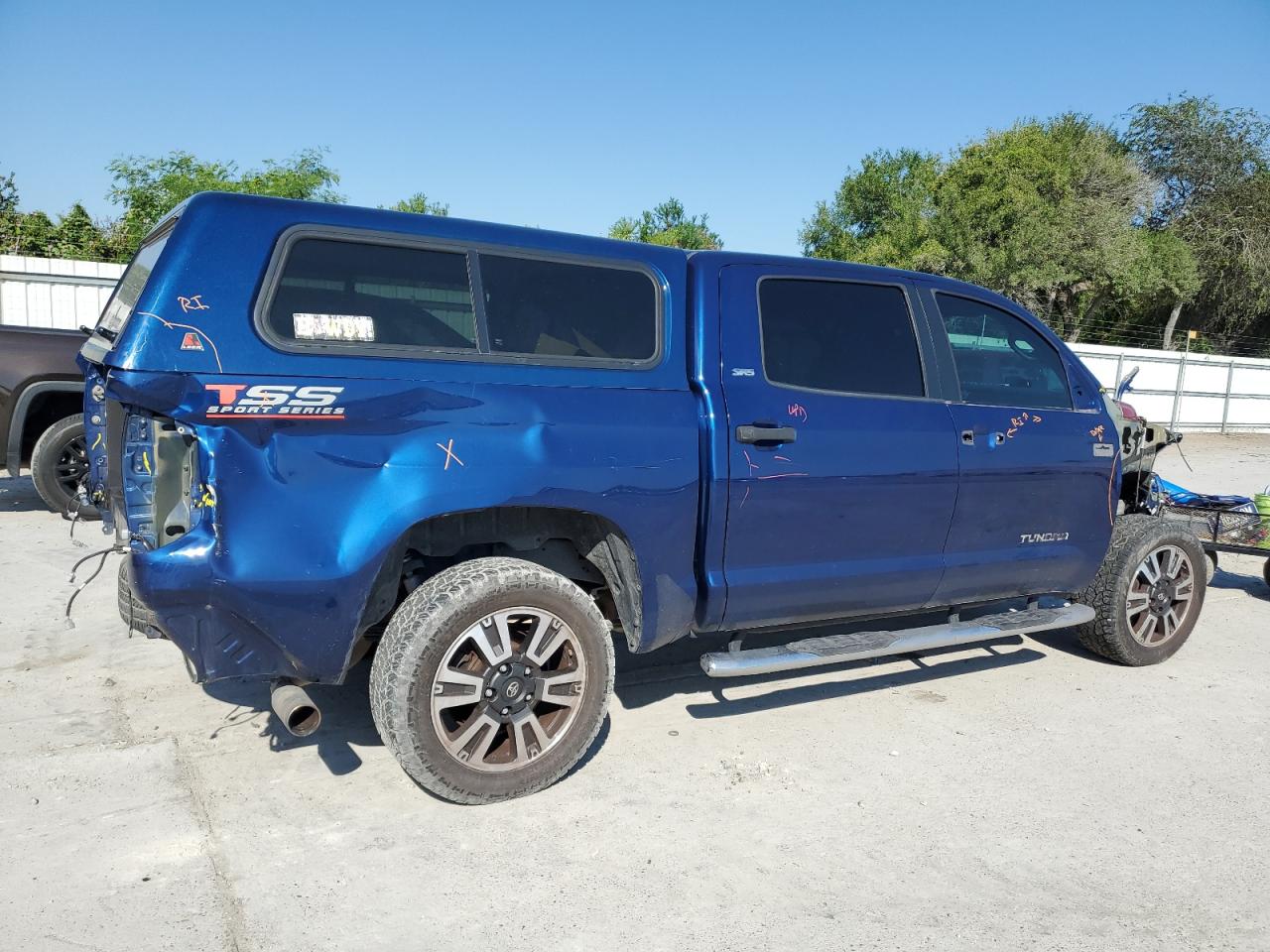 5TFEY5F18FX176936 2015 Toyota Tundra Crewmax Sr5