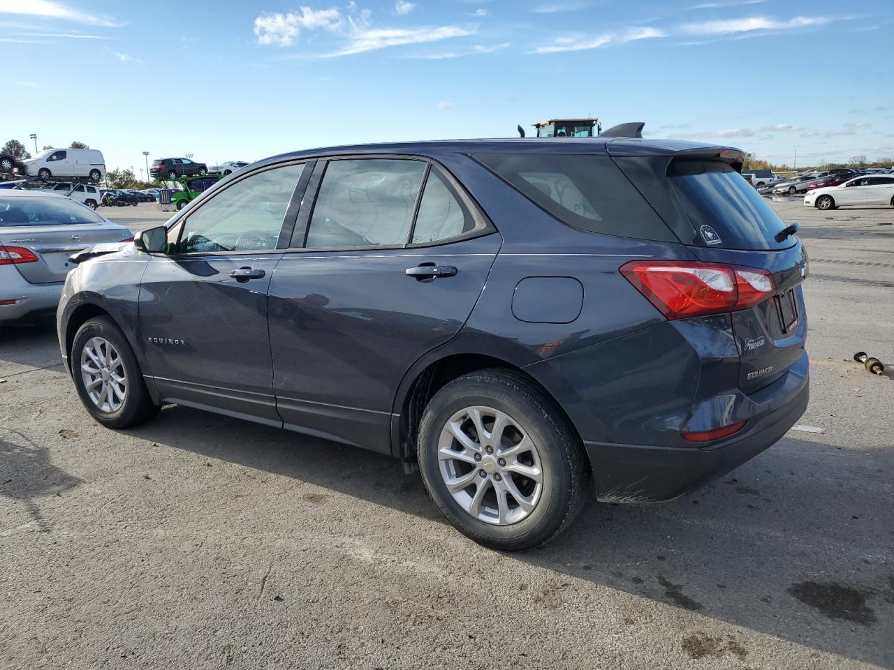 2019 Chevrolet Equinox - Image 2