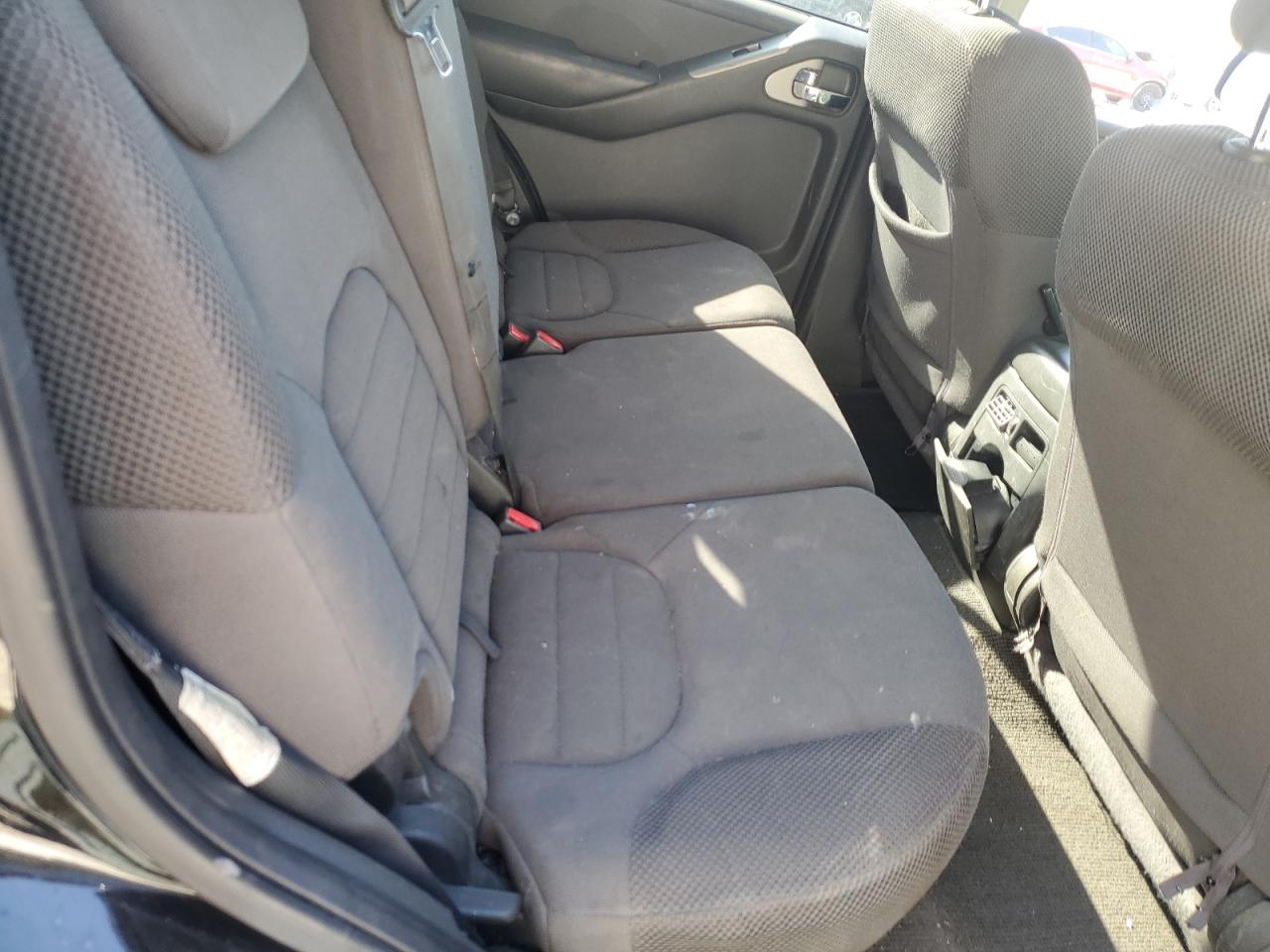 2009 Nissan Pathfinder - Image 11