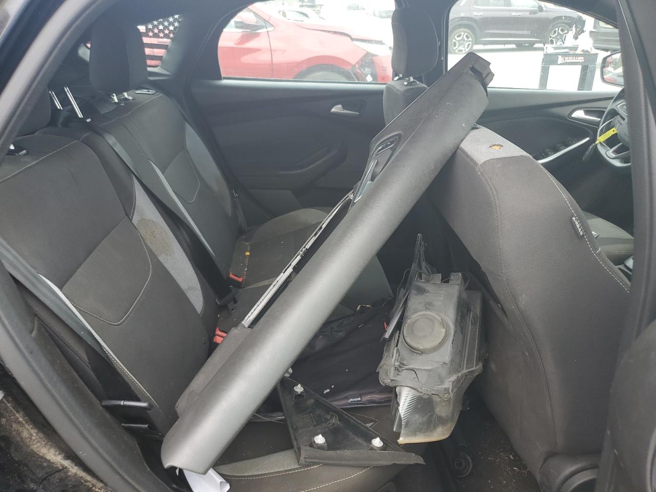 2017 Ford Focus - Image 11