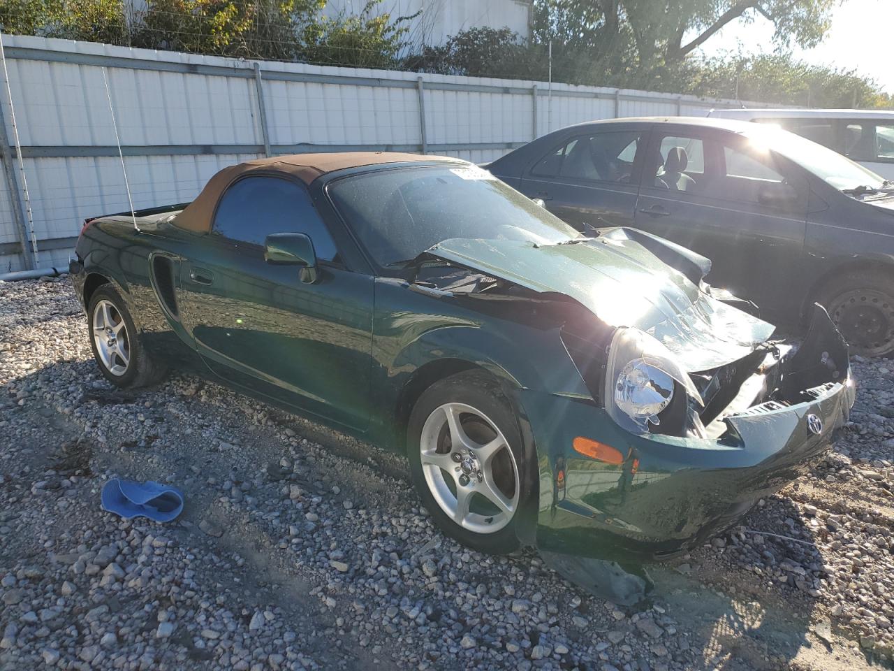 2002 Toyota MR2 - Image 4