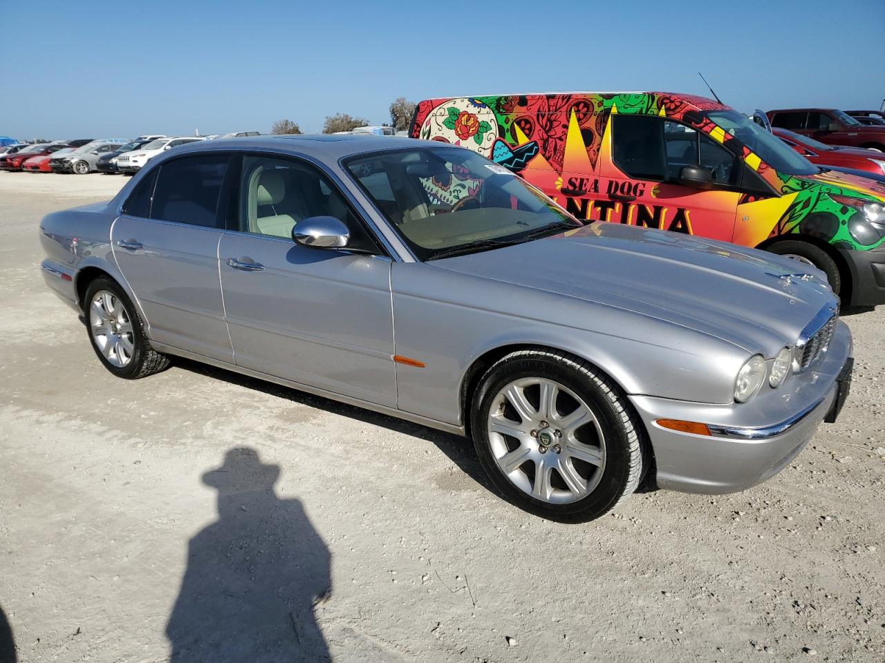2004 Jaguar XJ - Image 4