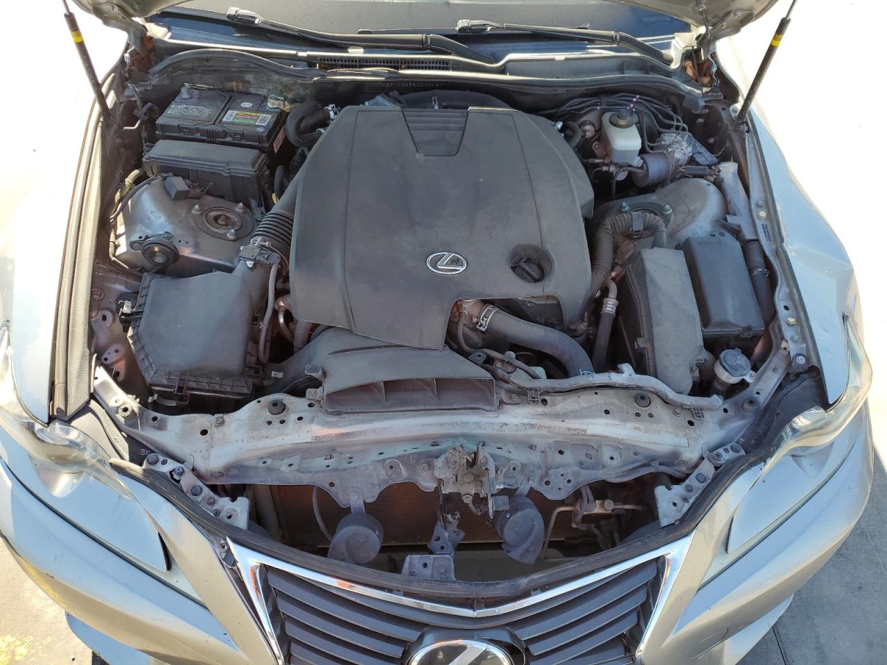 2014 Lexus IS - Image 12