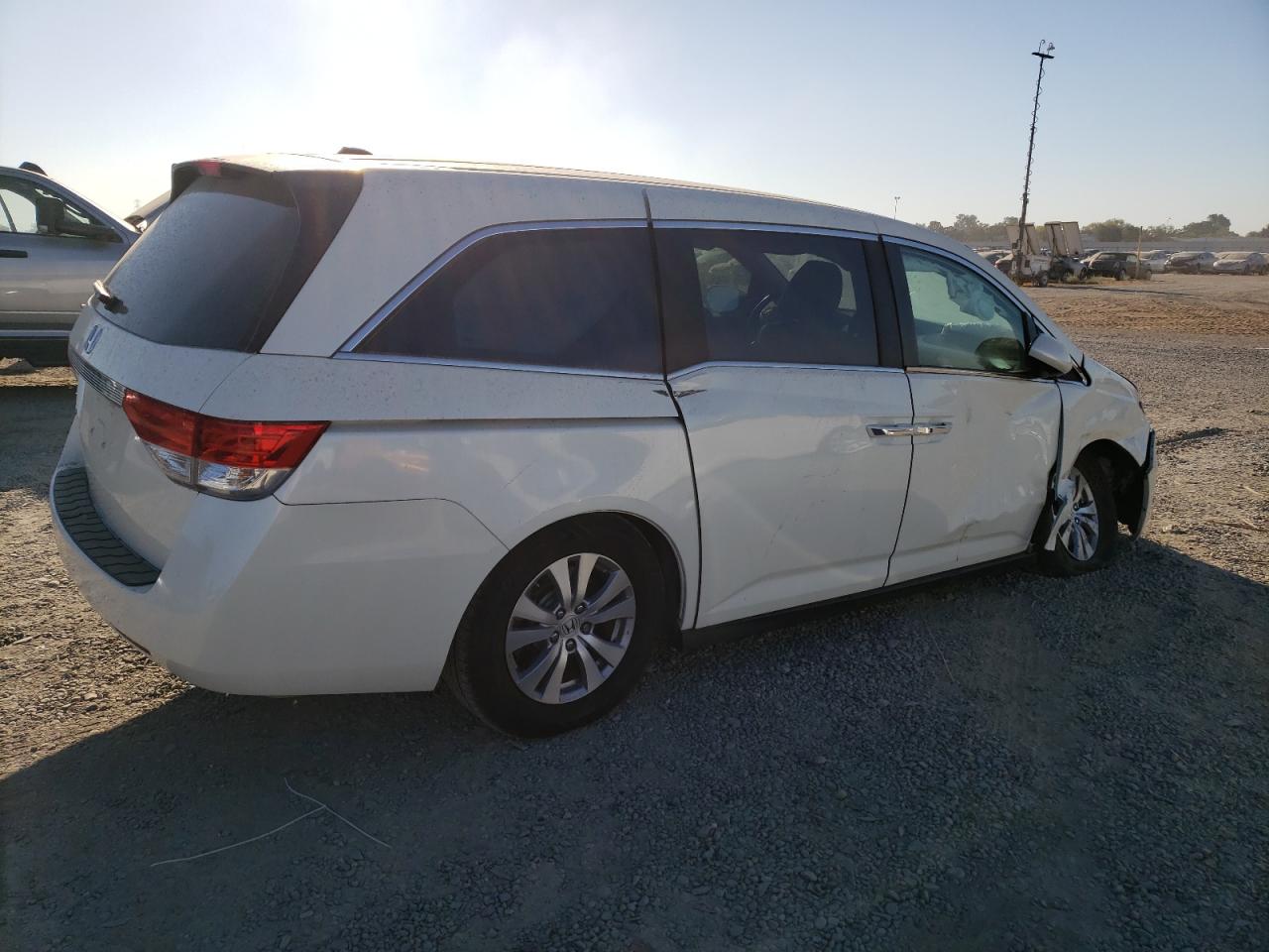 2016 Honda Odyssey - Image 3