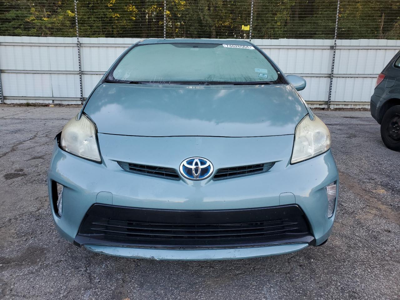 2014 Toyota Prius - Image 5