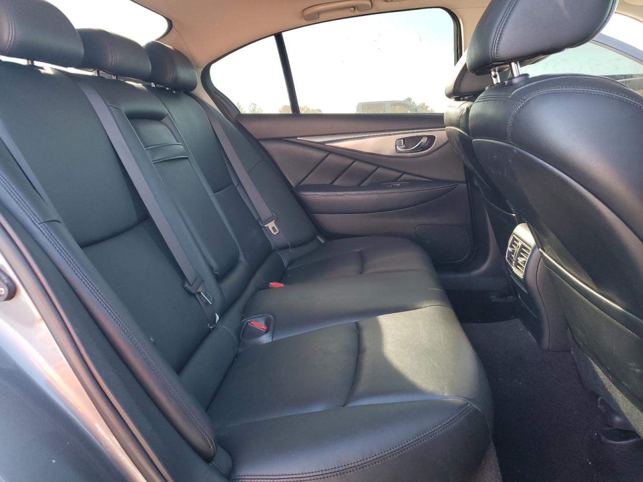 2014 Infiniti Q50 Base VIN: JN1BV7AR7EM695970 Lot: 77316634