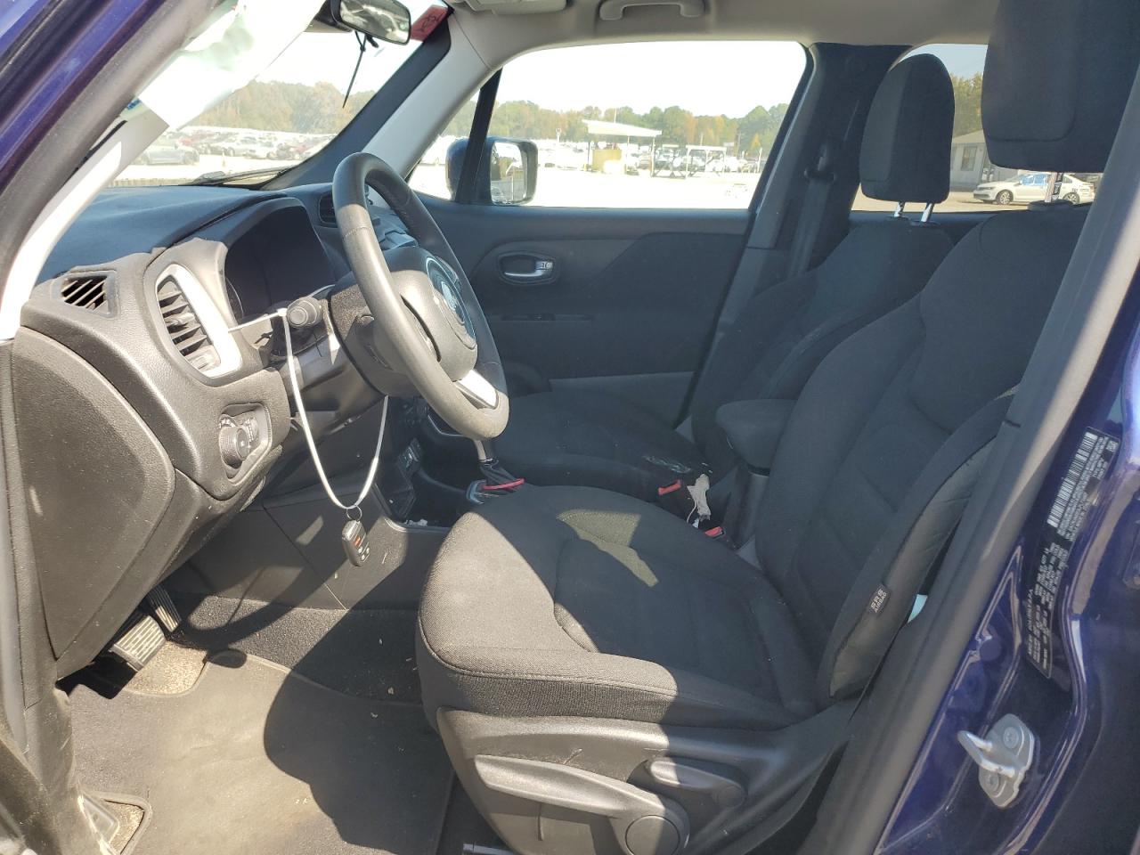 2020 Jeep Renegade - Image 7