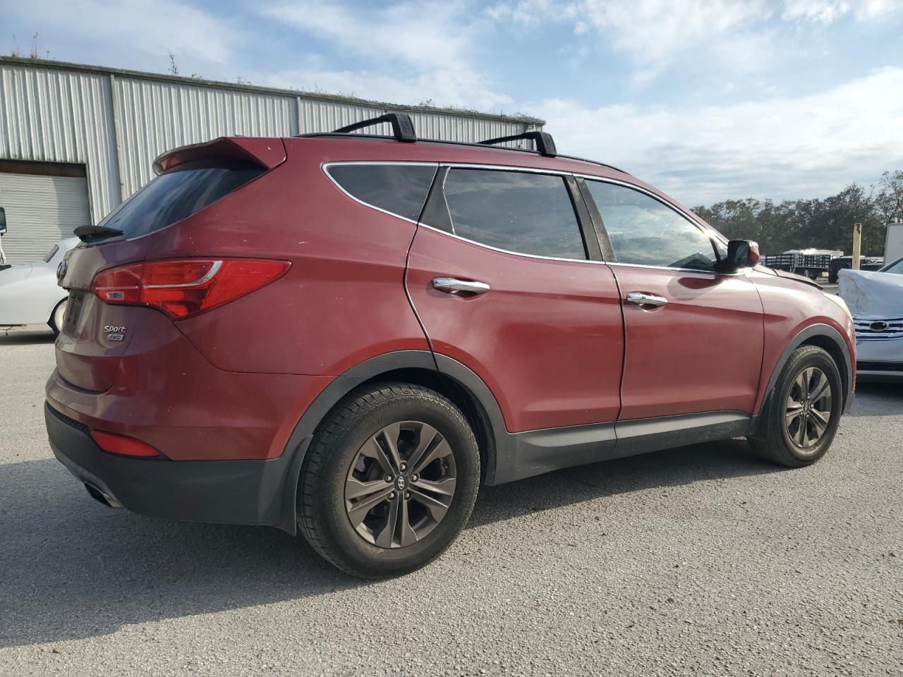 2016 Hyundai Santa Fe - Image 3