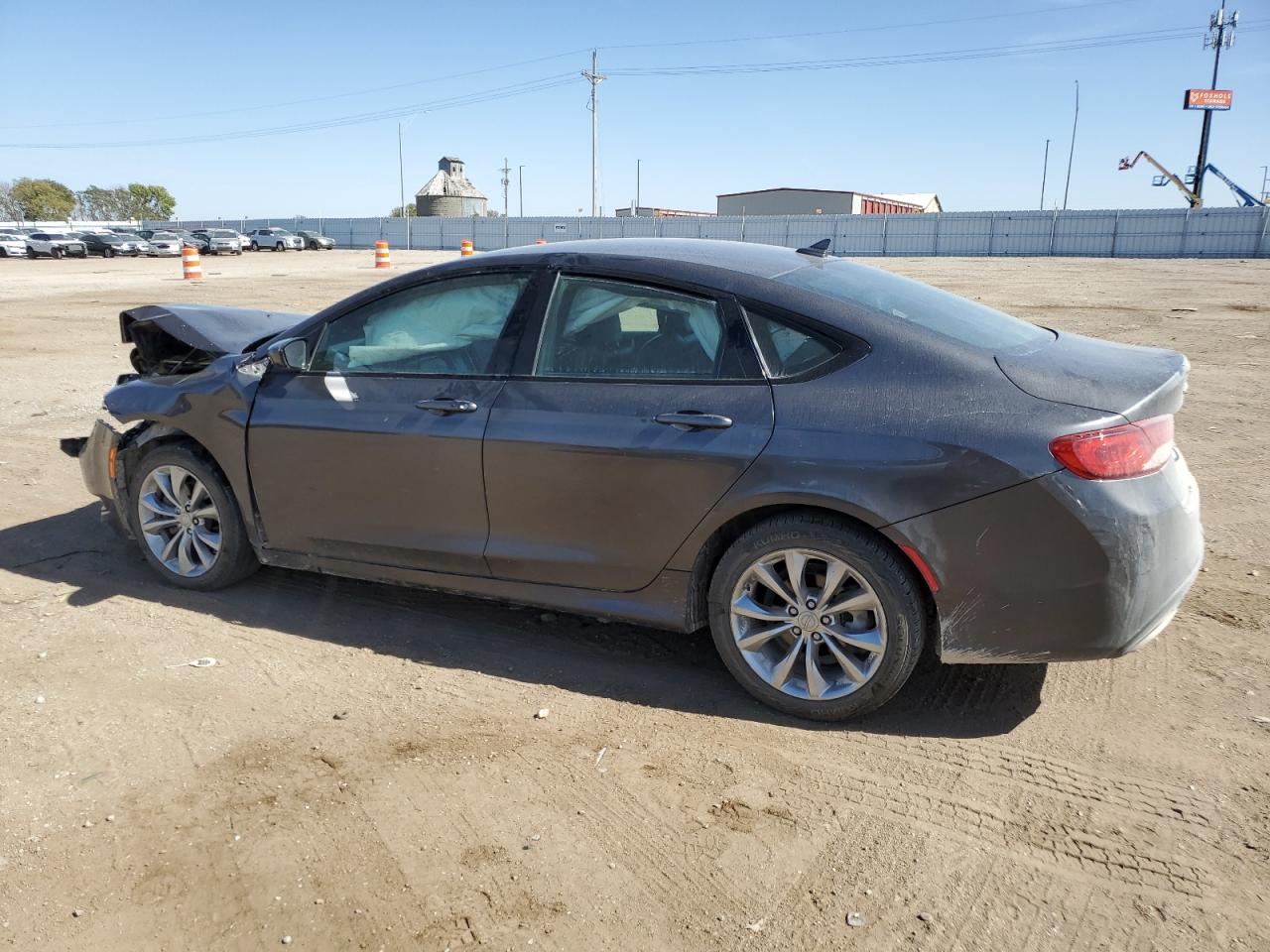 2015 Chrysler 200 - Image 2