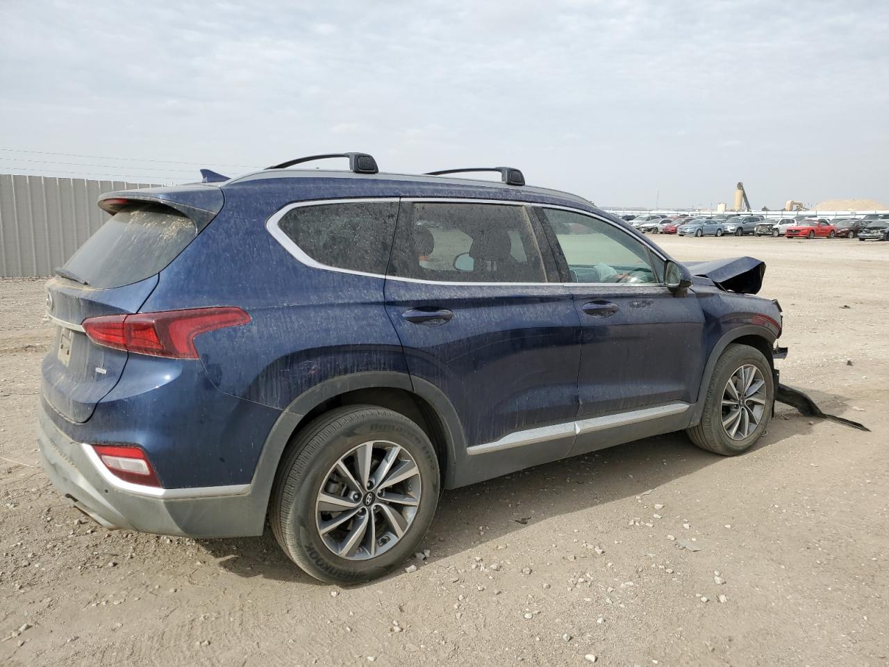2020 Hyundai Santa Fe - Image 3