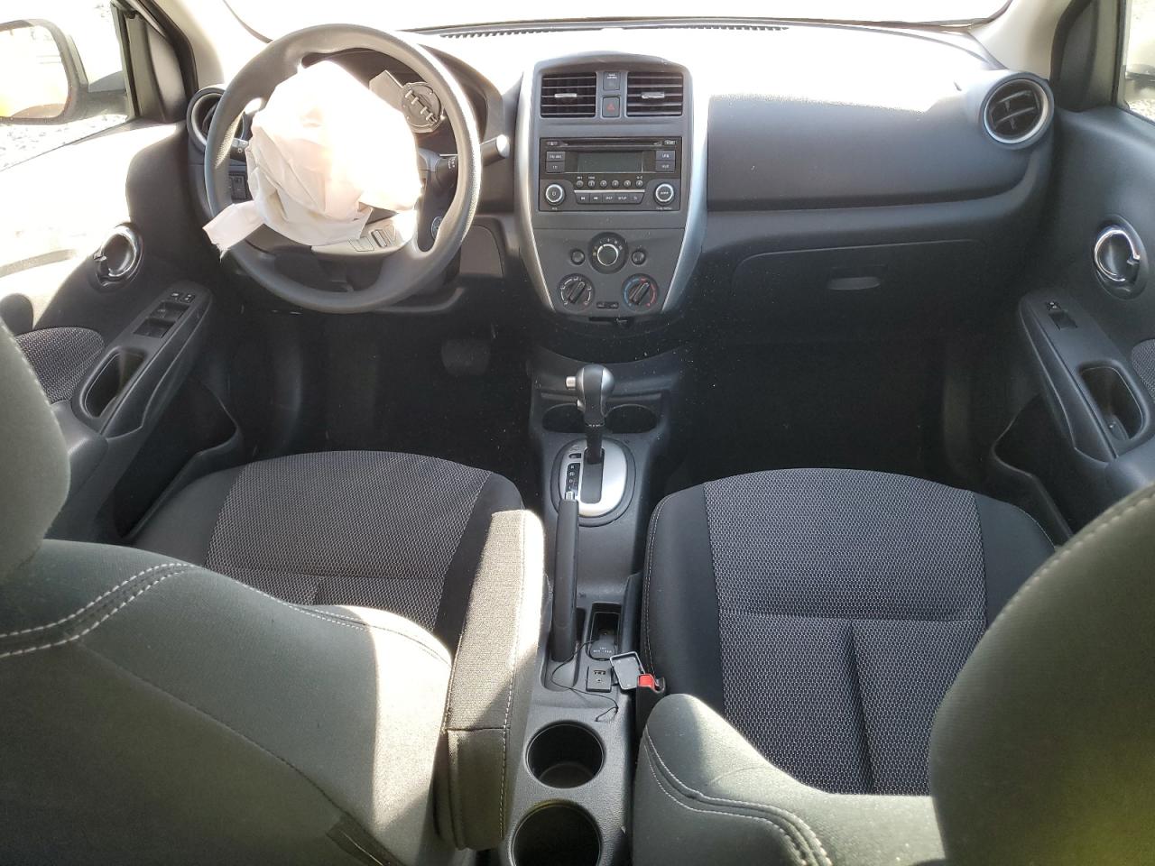2015 Nissan Versa - Image 8