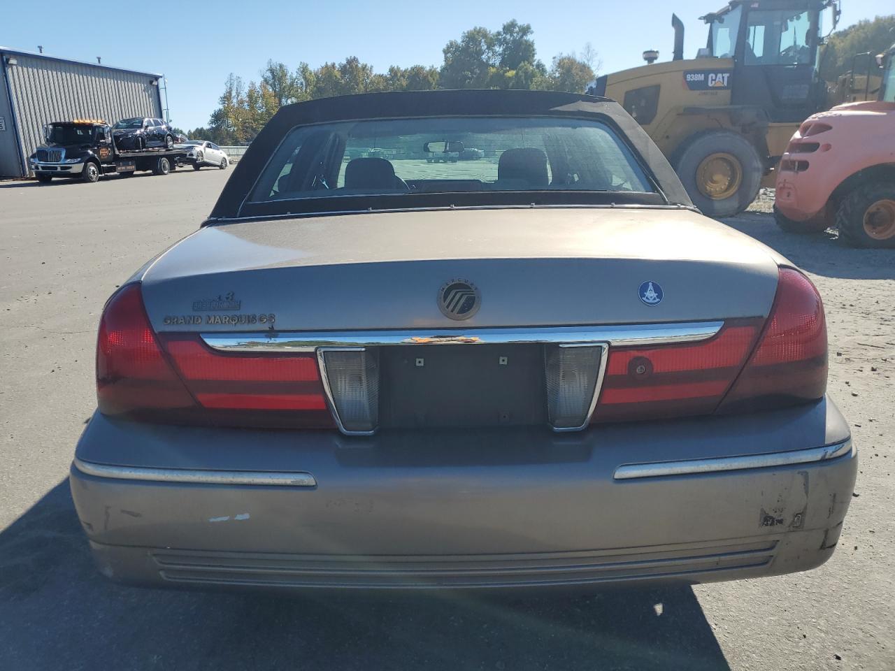 2003 Mercury Grand Marquis Gs VIN: 2MEFM74W63X603741 Lot: 76394364