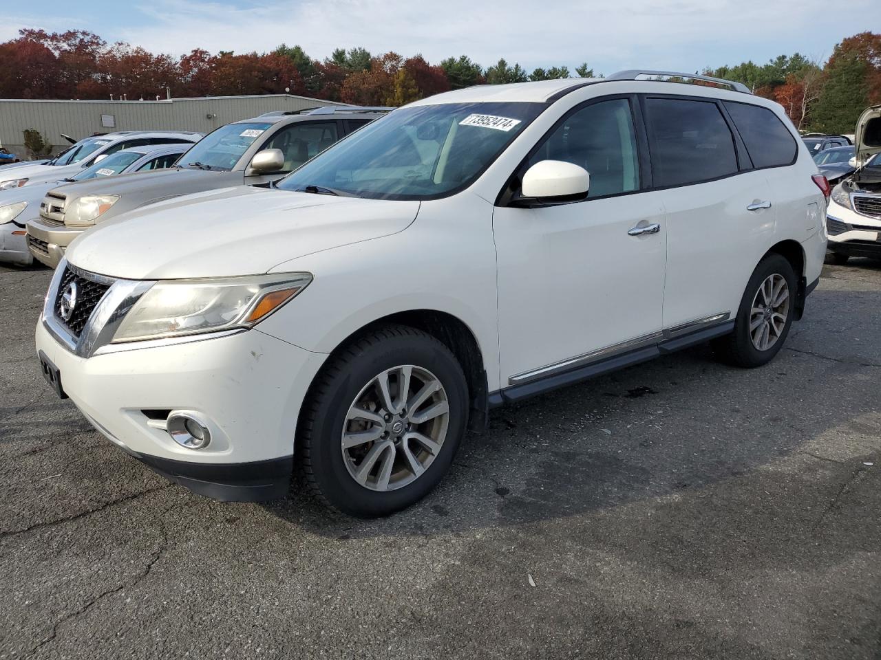 2014 Nissan Pathfinder - Image 1
