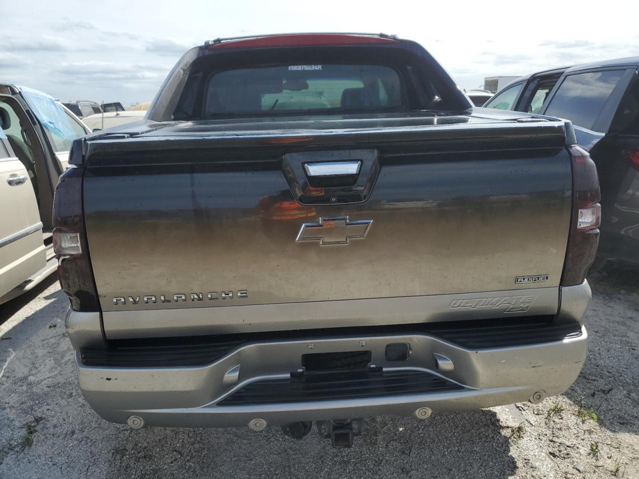 2011 Chevrolet Avalanche Ltz VIN: 3GNMCGE09BG330882 Lot: 74946164