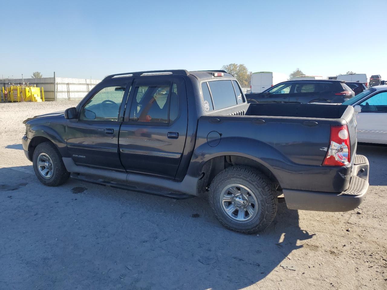 2001 Ford Explorer - Image 2