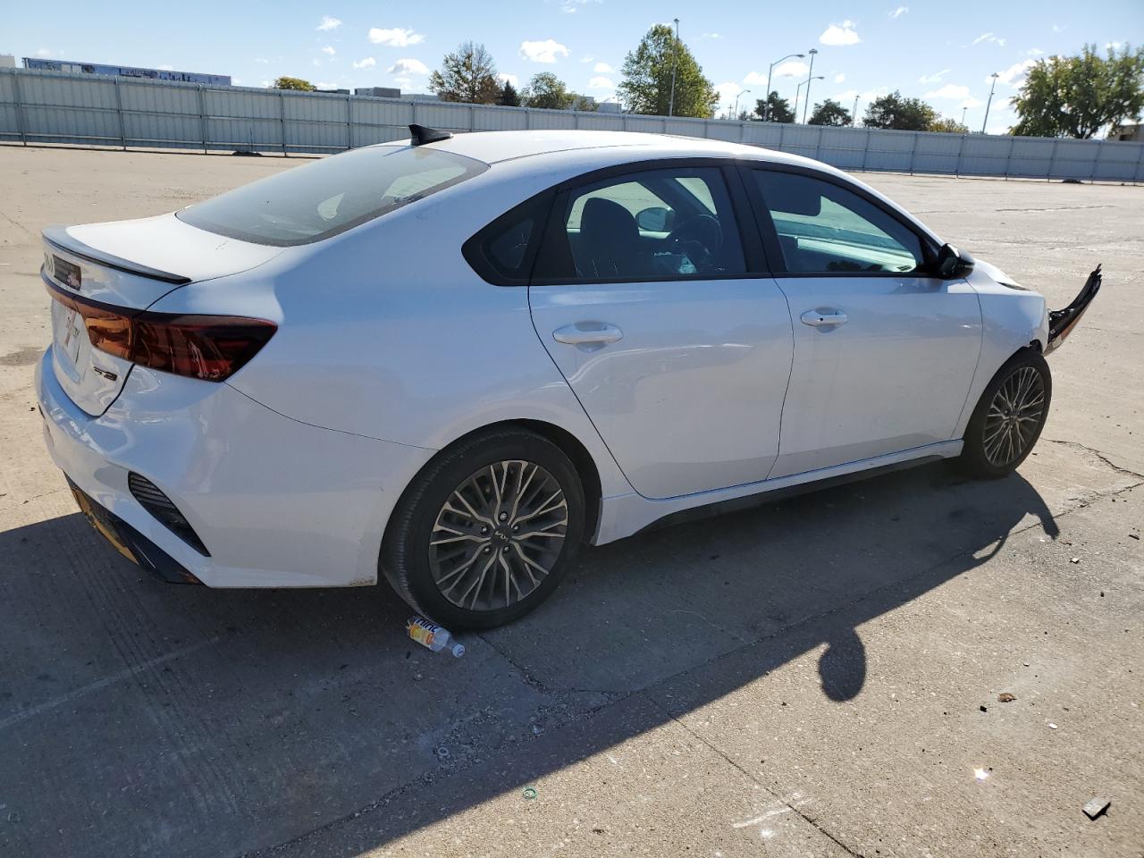 2023 Kia Forte - Image 3