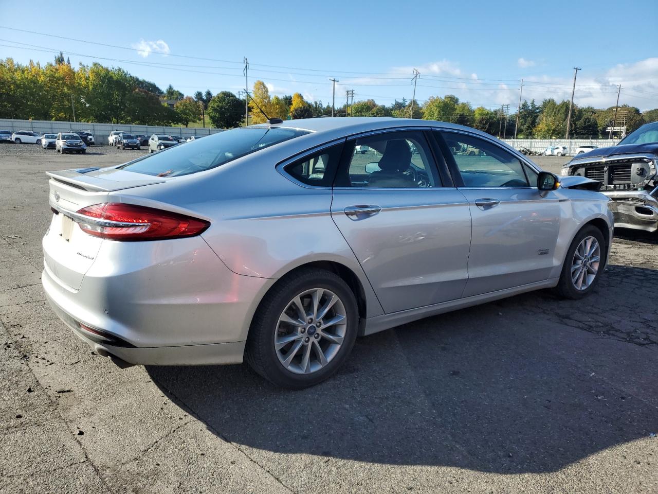 VIN 3FA6P0SU9JR257493 2018 FORD FUSION no.3