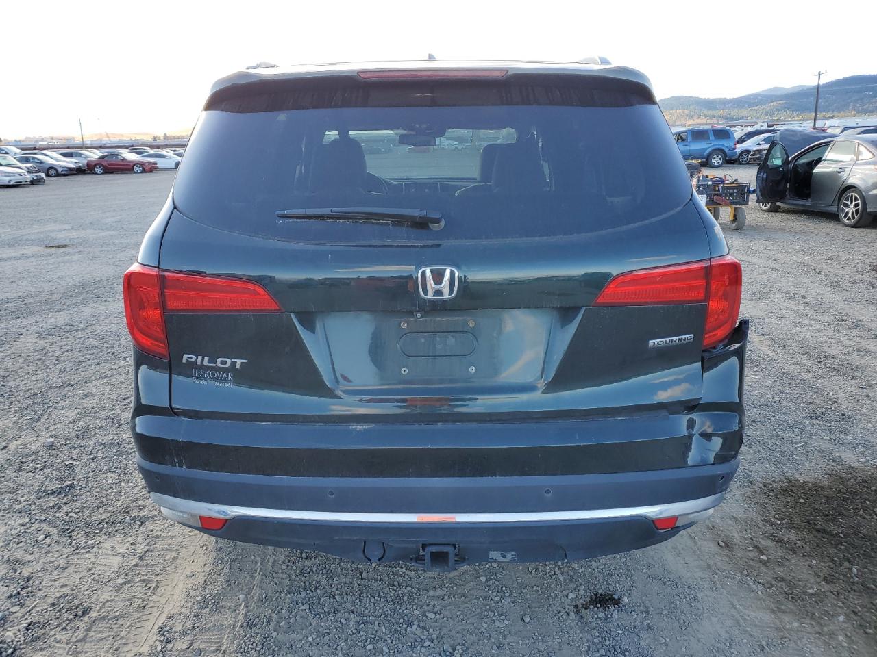 2017 Honda Pilot Touring VIN: 5FNYF5H92HB000399 Lot: 77606054