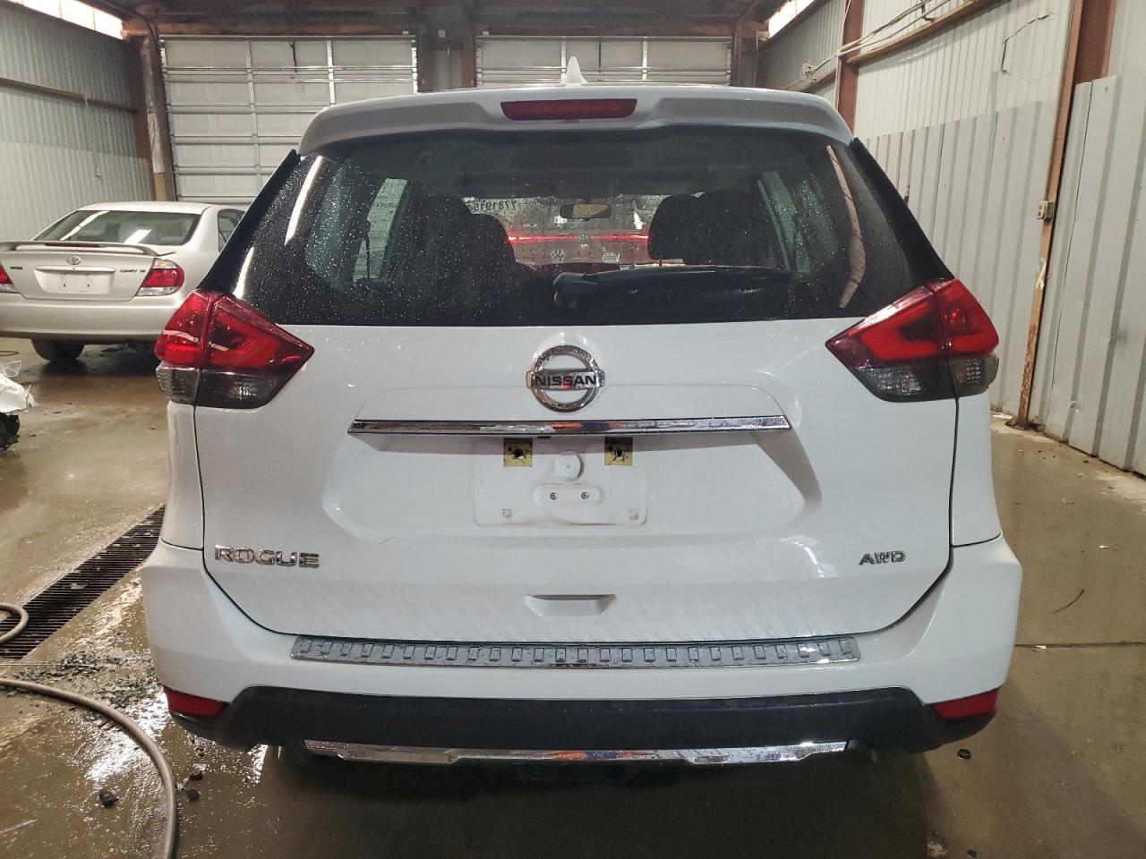 2018 Nissan Rogue S VIN: KNMAT2MV6JP539471 Lot: 77319154