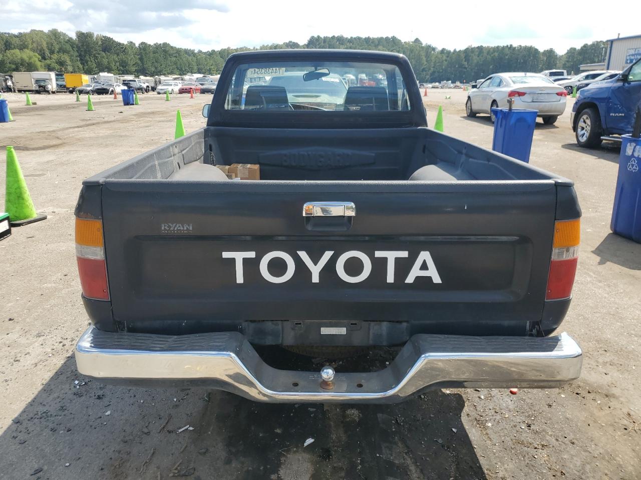 1990 Toyota Pickup 1/2 Ton Short Wheelbase Dlx VIN: JT4RN81P0L5083309 Lot: 74438354