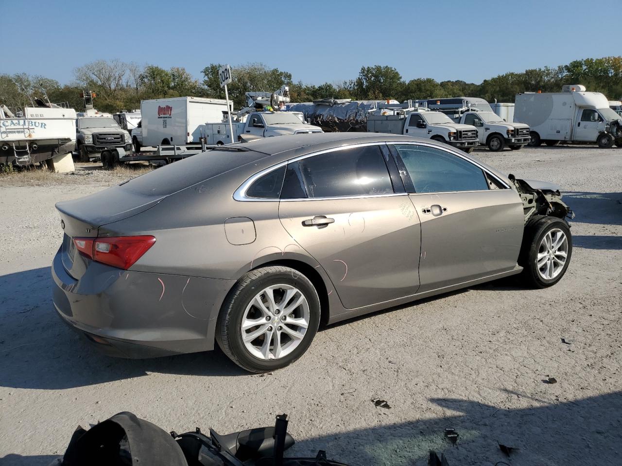 2018 Chevrolet Malibu - Image 3