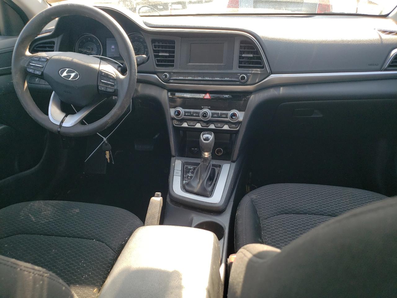 2020 Hyundai Elantra - Image 8