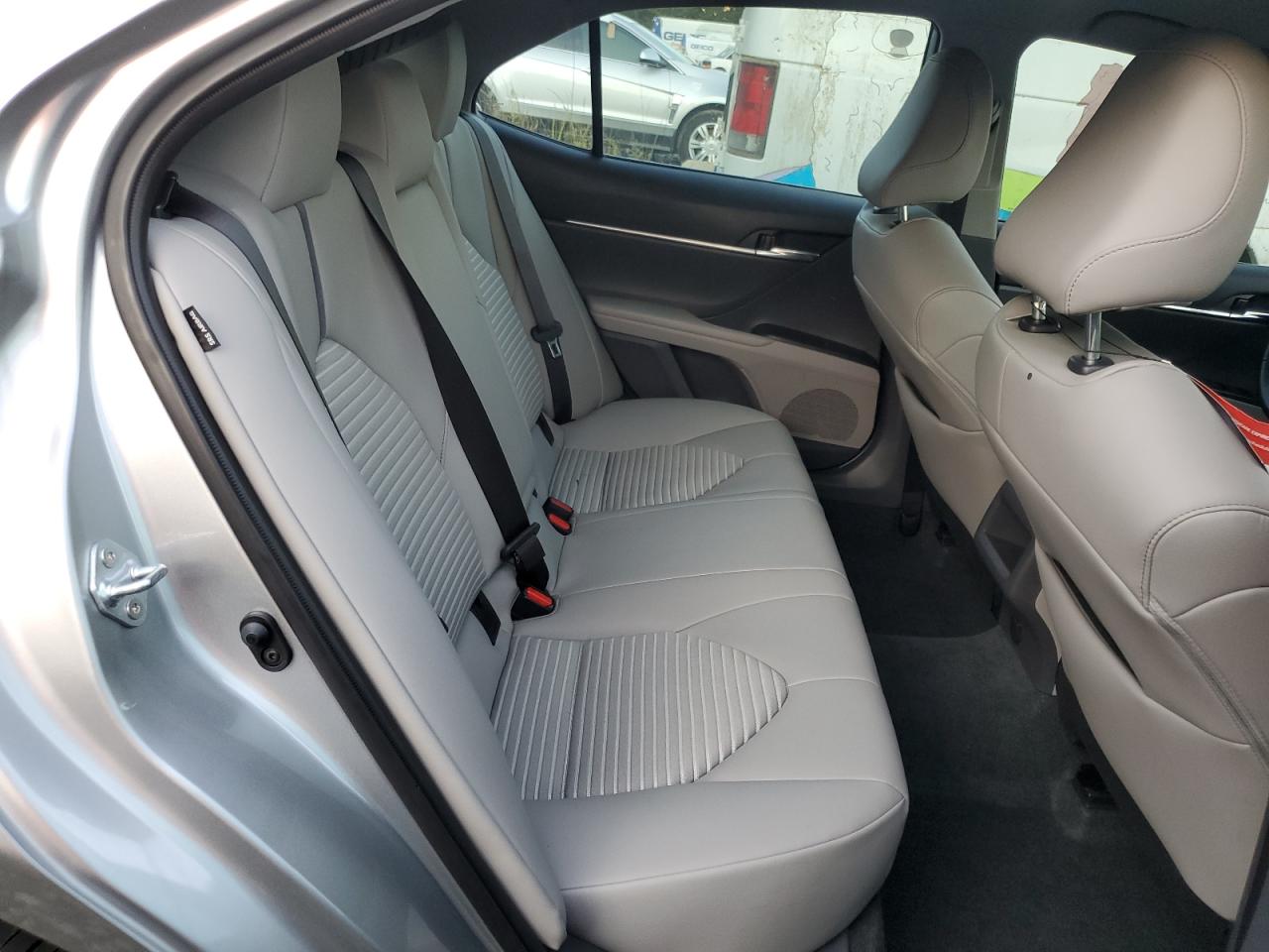 2023 Toyota Camry - Image 10
