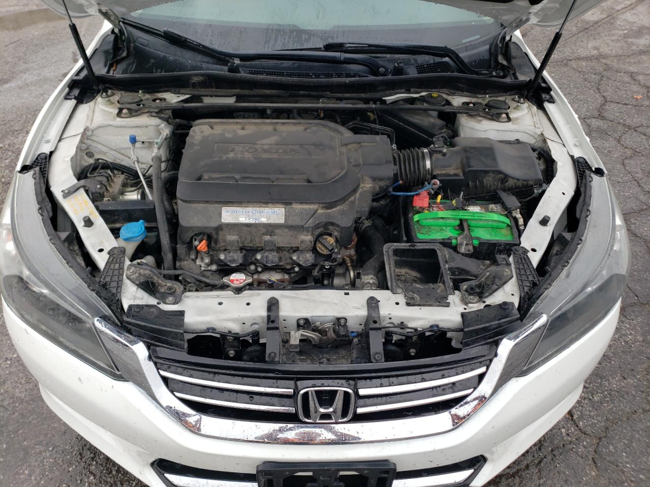 2013 Honda Accord - Image 11