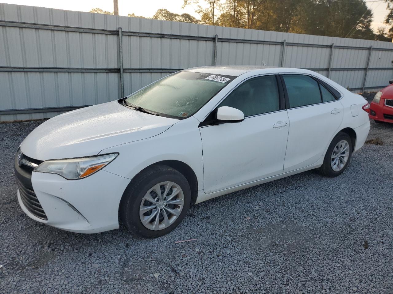 4T1BF1FK8HU673494 2017 TOYOTA CAMRY - Image 1