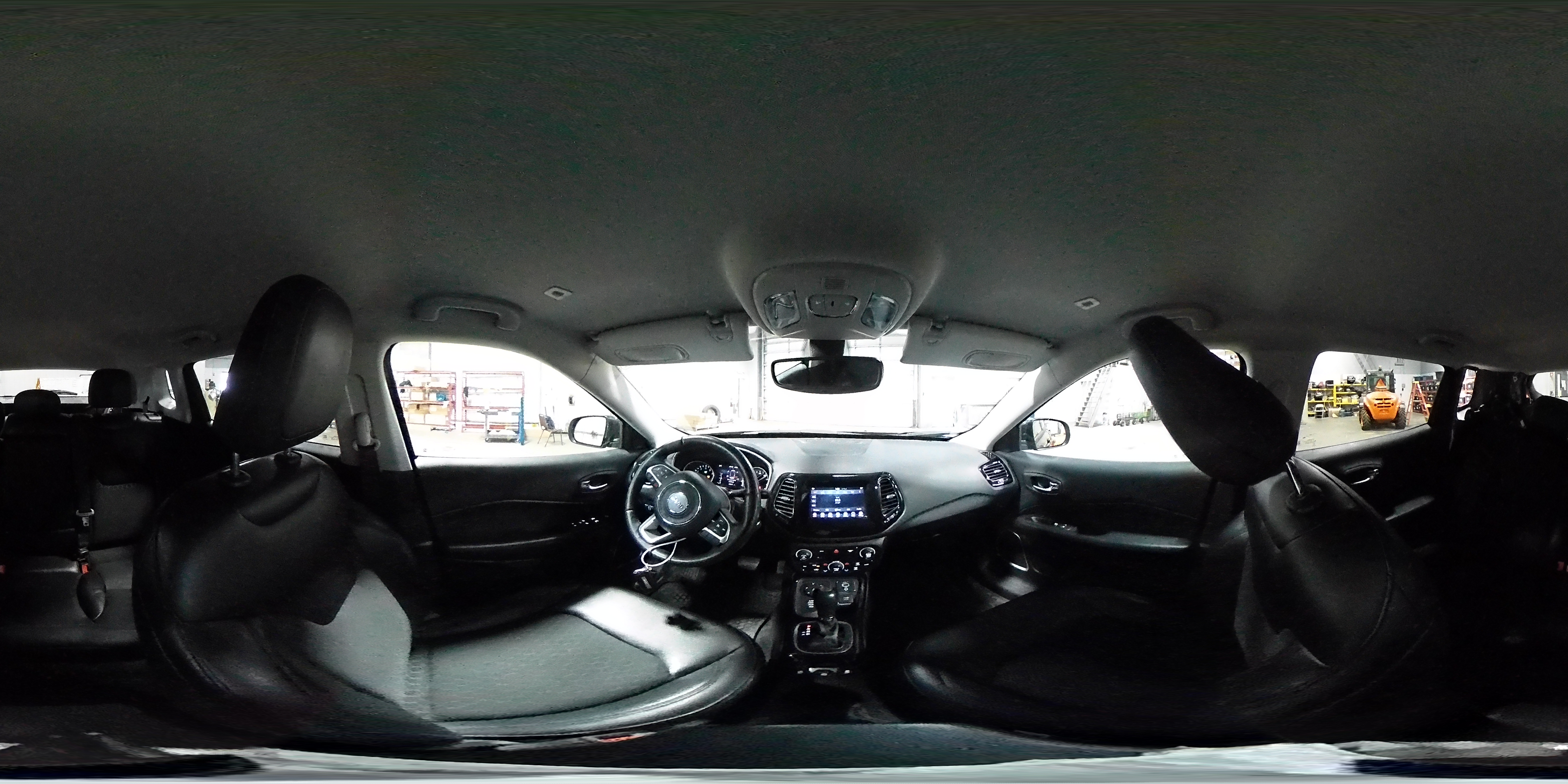 2019 Jeep Compass - Image 13