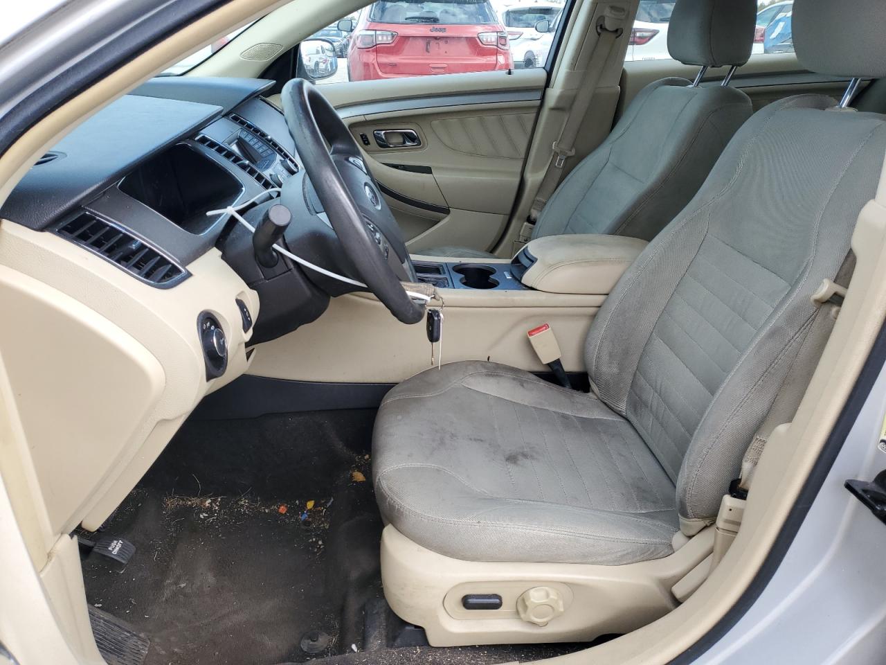 2015 Ford Taurus - Image 7
