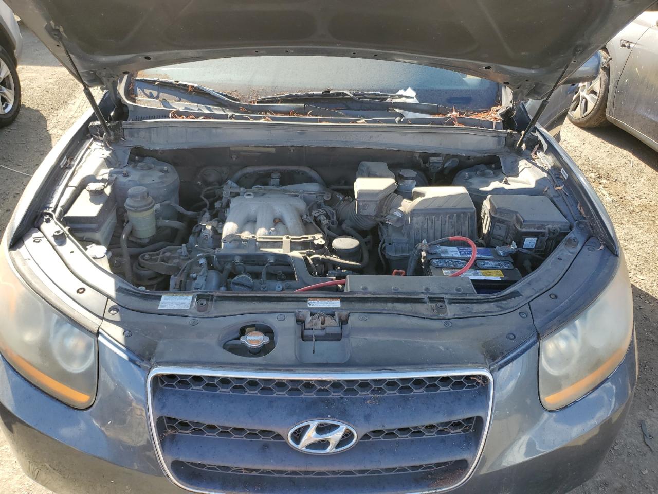 2009 Hyundai Santa Fe - Image 12