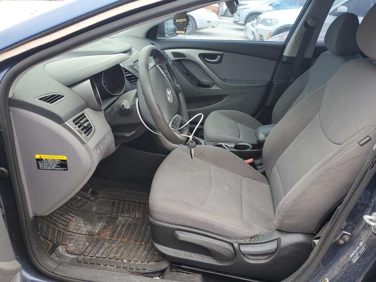 KMHDH4AE4FU377391 2015 Hyundai Elantra Se