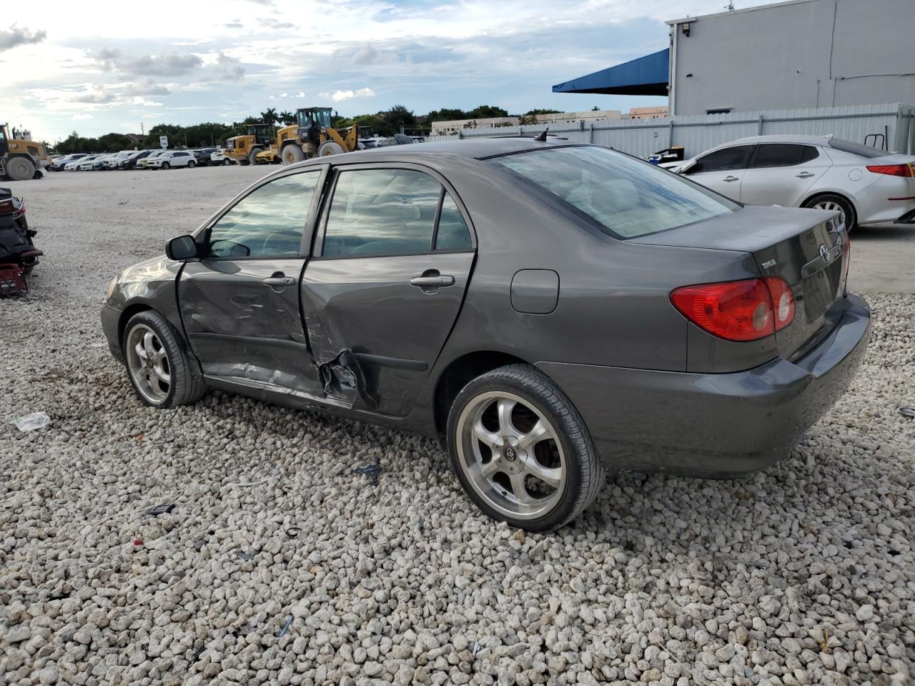 2005 Toyota Corolla Ce VIN: 2T1BR32E15C415463 Lot: 74440774