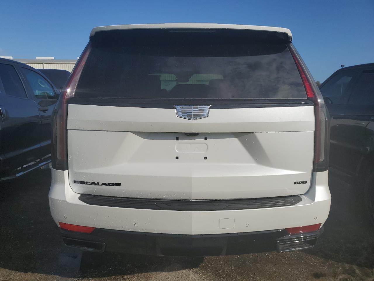 2024 Cadillac Escalade - Image 6