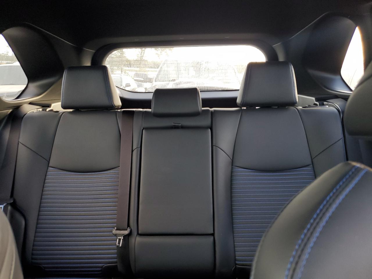 2023 Toyota RAV 4 - Image 10